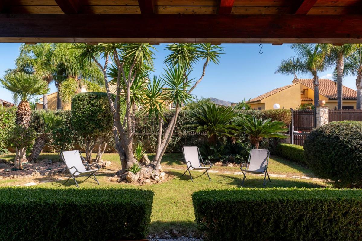 Villa Plumeria Campofelice Di Roccella Eksteriør bilde