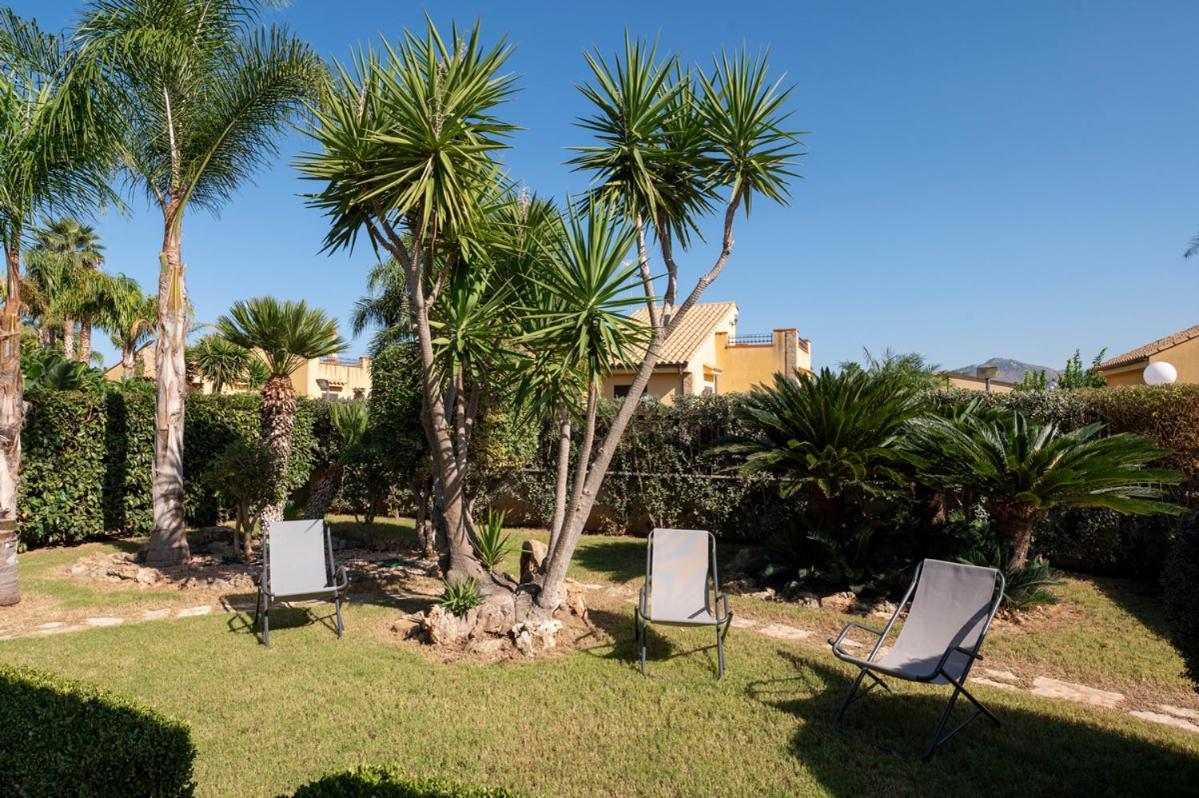 Villa Plumeria Campofelice Di Roccella Eksteriør bilde