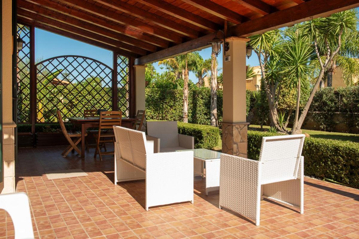 Villa Plumeria Campofelice Di Roccella Eksteriør bilde