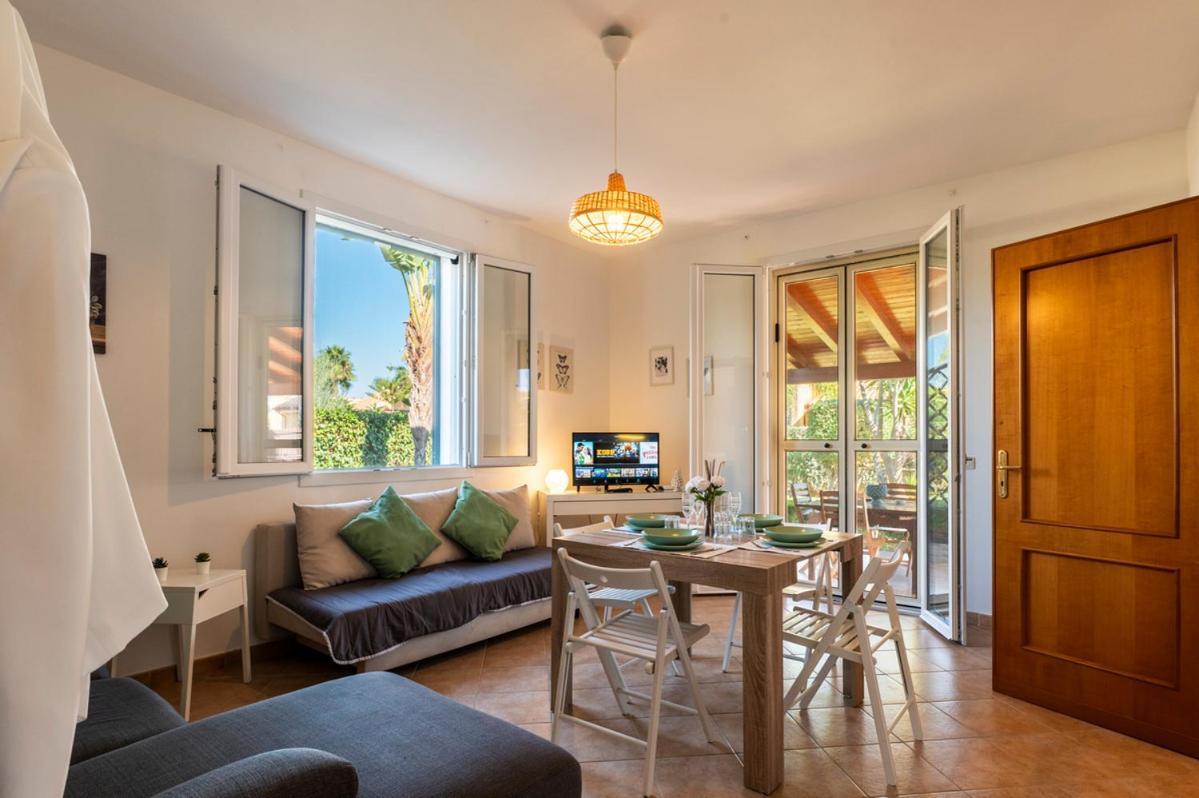 Villa Plumeria Campofelice Di Roccella Eksteriør bilde