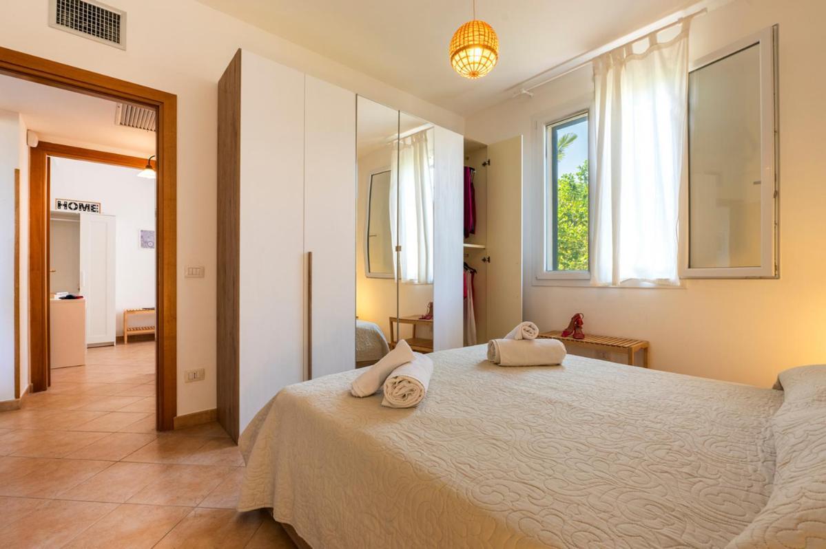 Villa Plumeria Campofelice Di Roccella Eksteriør bilde