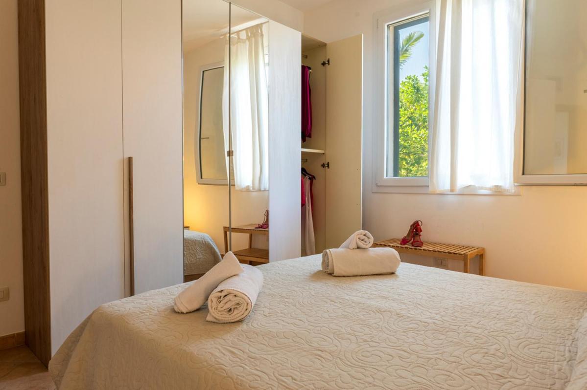Villa Plumeria Campofelice Di Roccella Eksteriør bilde