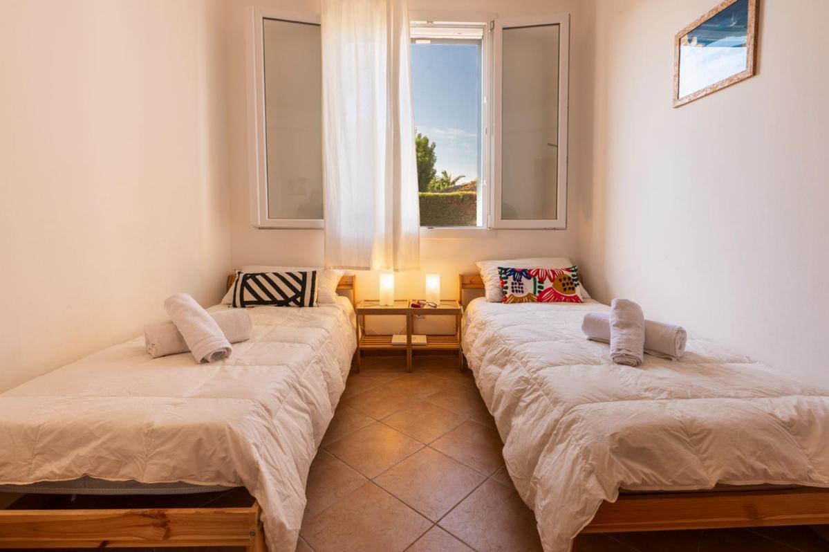 Villa Plumeria Campofelice Di Roccella Eksteriør bilde