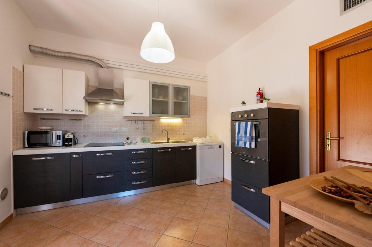Villa Plumeria Campofelice Di Roccella Eksteriør bilde